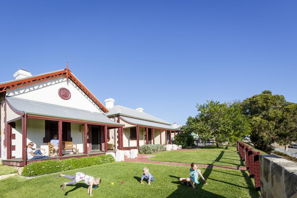 West Perth Fremantle Colonial Cottages מראה חיצוני תמונה