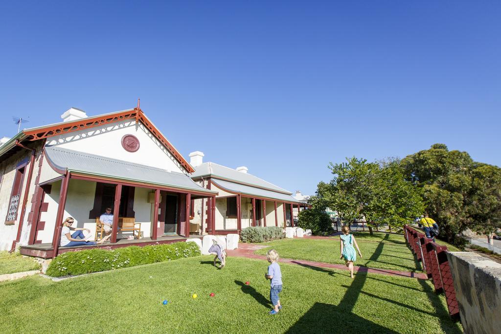 West Perth Fremantle Colonial Cottages מראה חיצוני תמונה